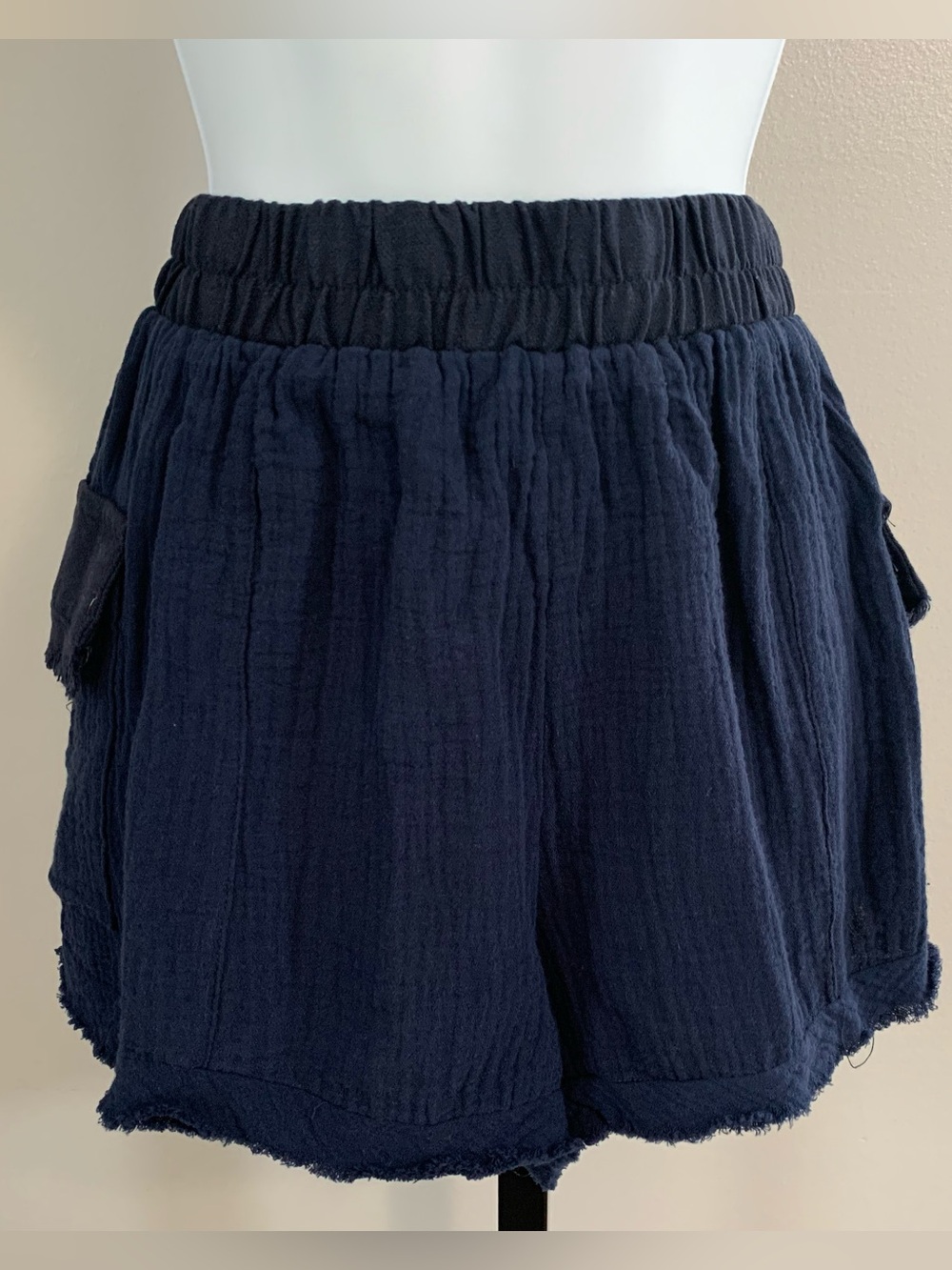 NWT Umgee Navy Elastic Gauze High Waist Cargo Shorts